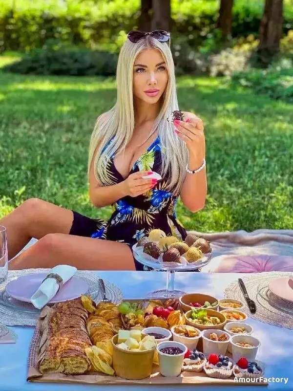 Iryna Profile image 2